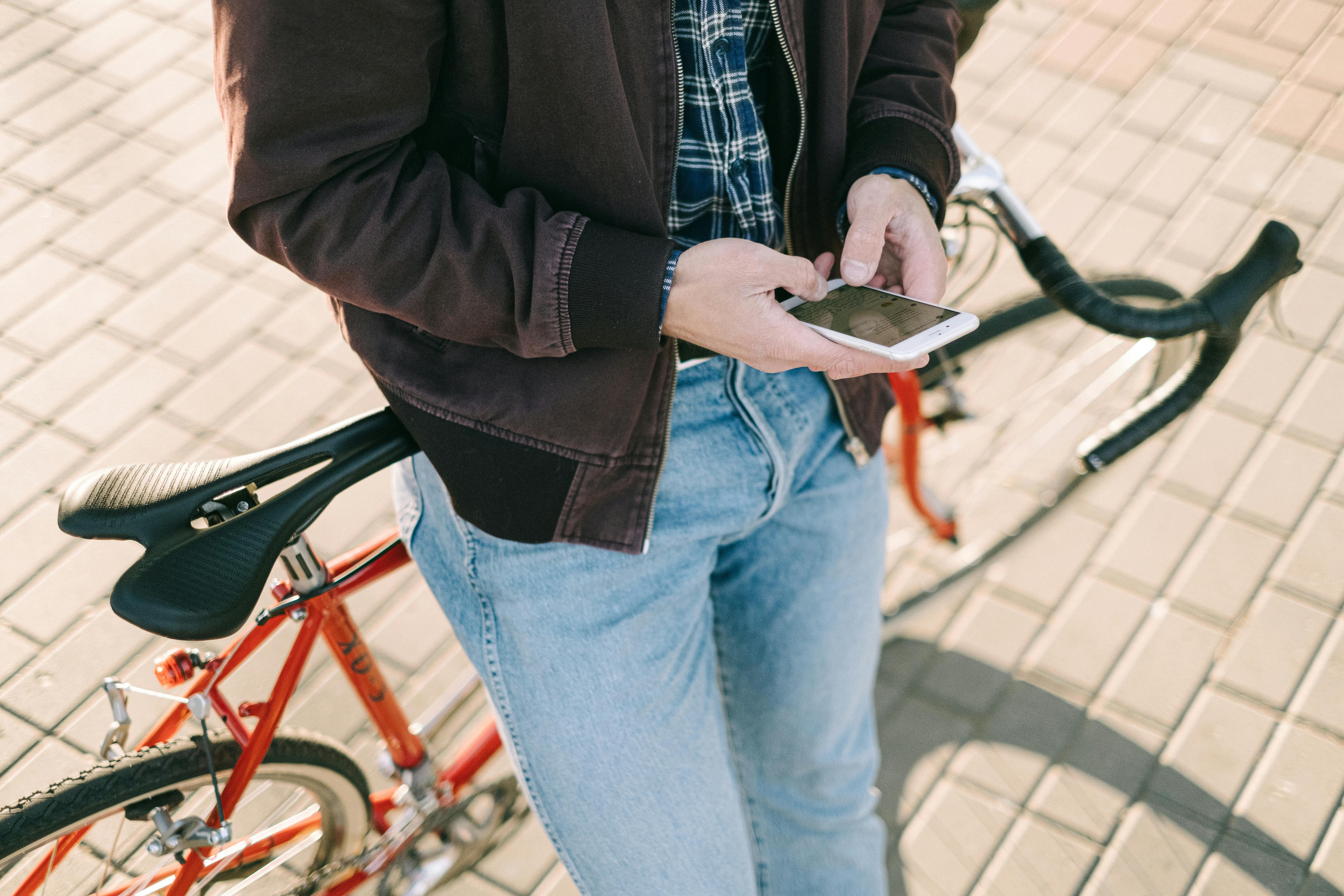 general lifestyle survey — Photo by Ivan S on Pexels