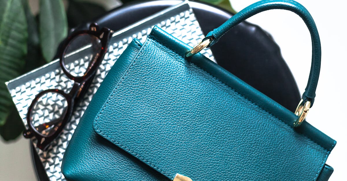 How to remove embroidery from leather bag