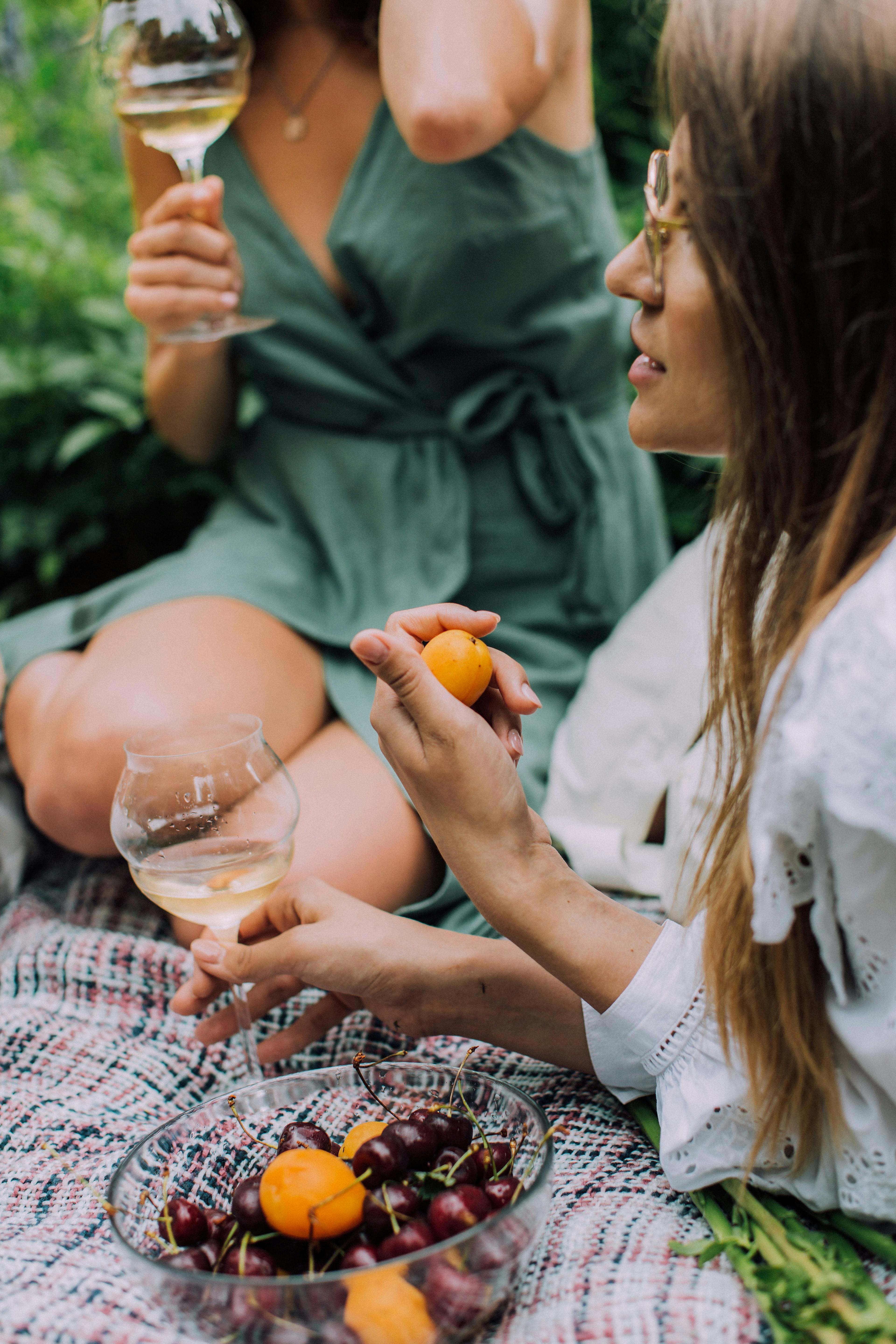 What fruits Cannot be eaten together?