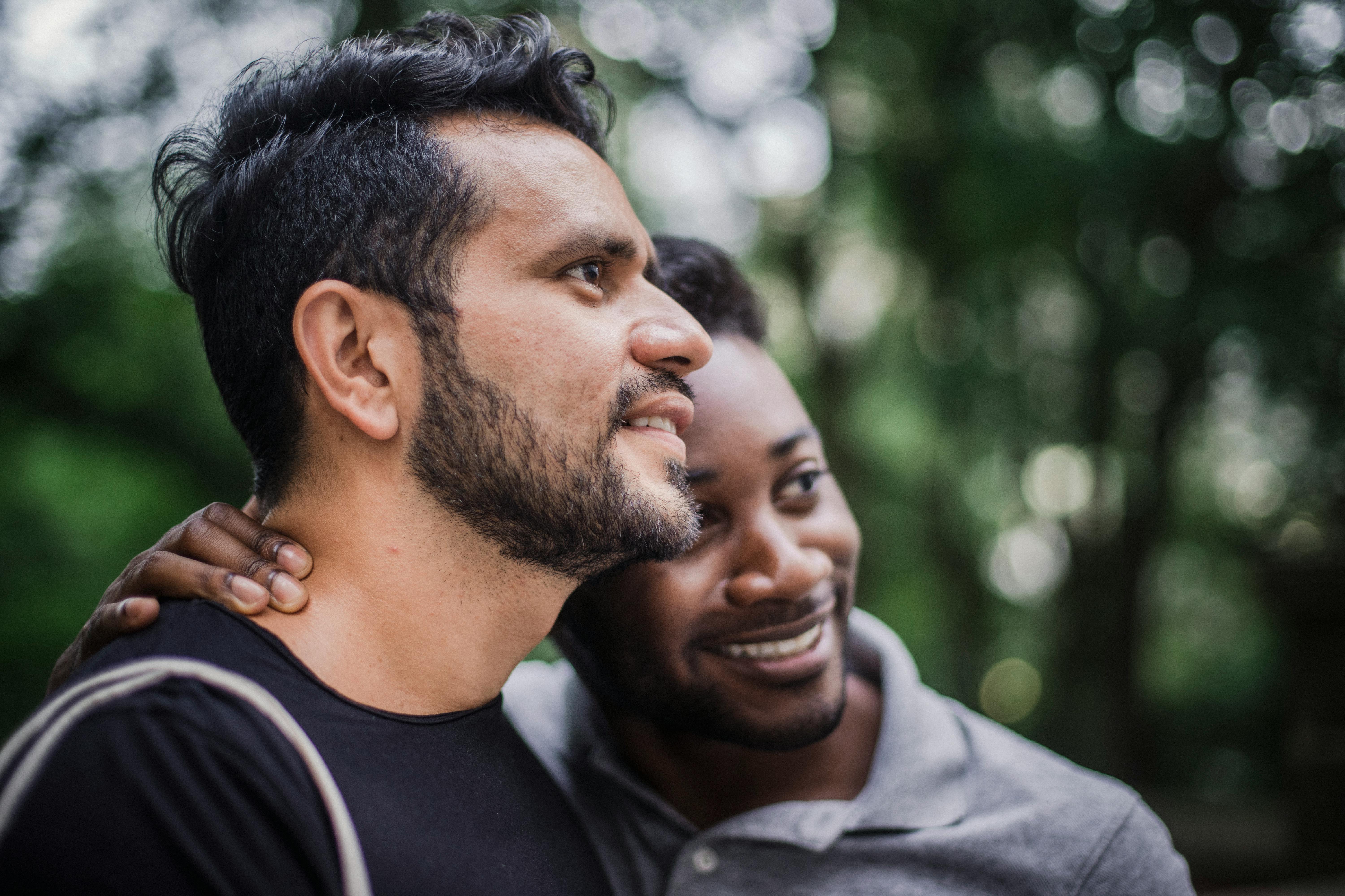 21 Poses to Try When Photographing Men - 500px