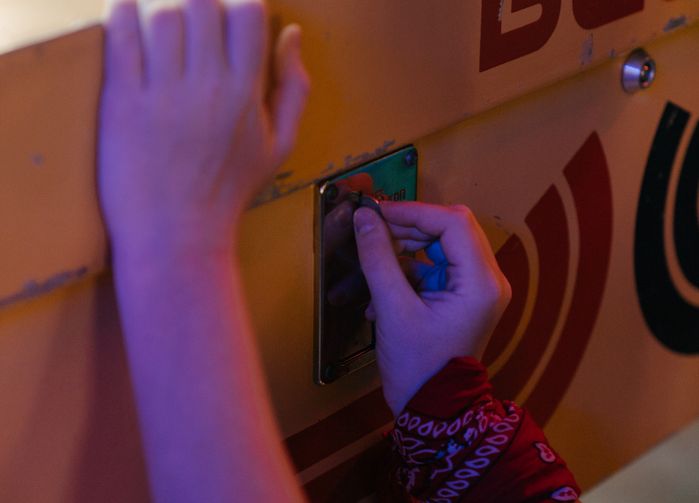 Online Casino: Spielautomaten und Live-Spiele im Überblick