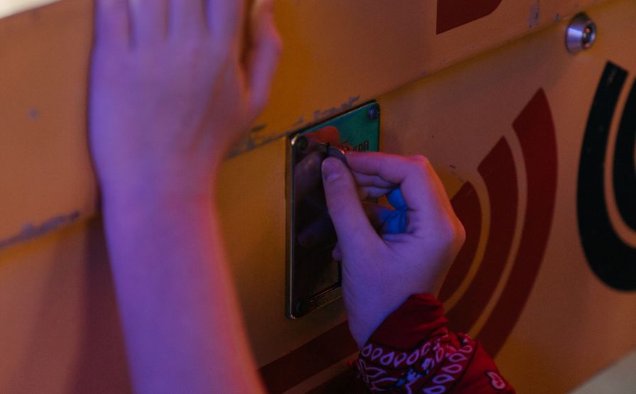 Online Casino: Spielautomaten und Live-Spiele im Überblick