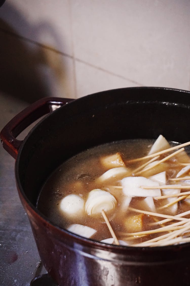 Black Cooking Pot With Oden 