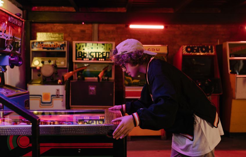 Online Casino: Spielautomaten und Live-Spiele im Überblick