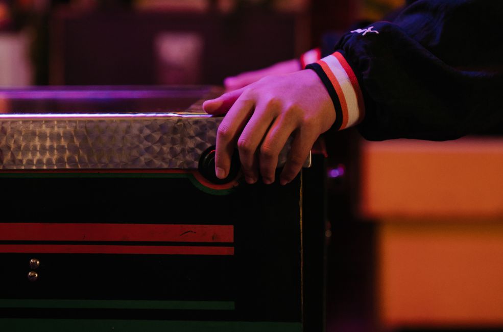 Online Casino: Spielautomaten und Live-Spiele im Überblick
