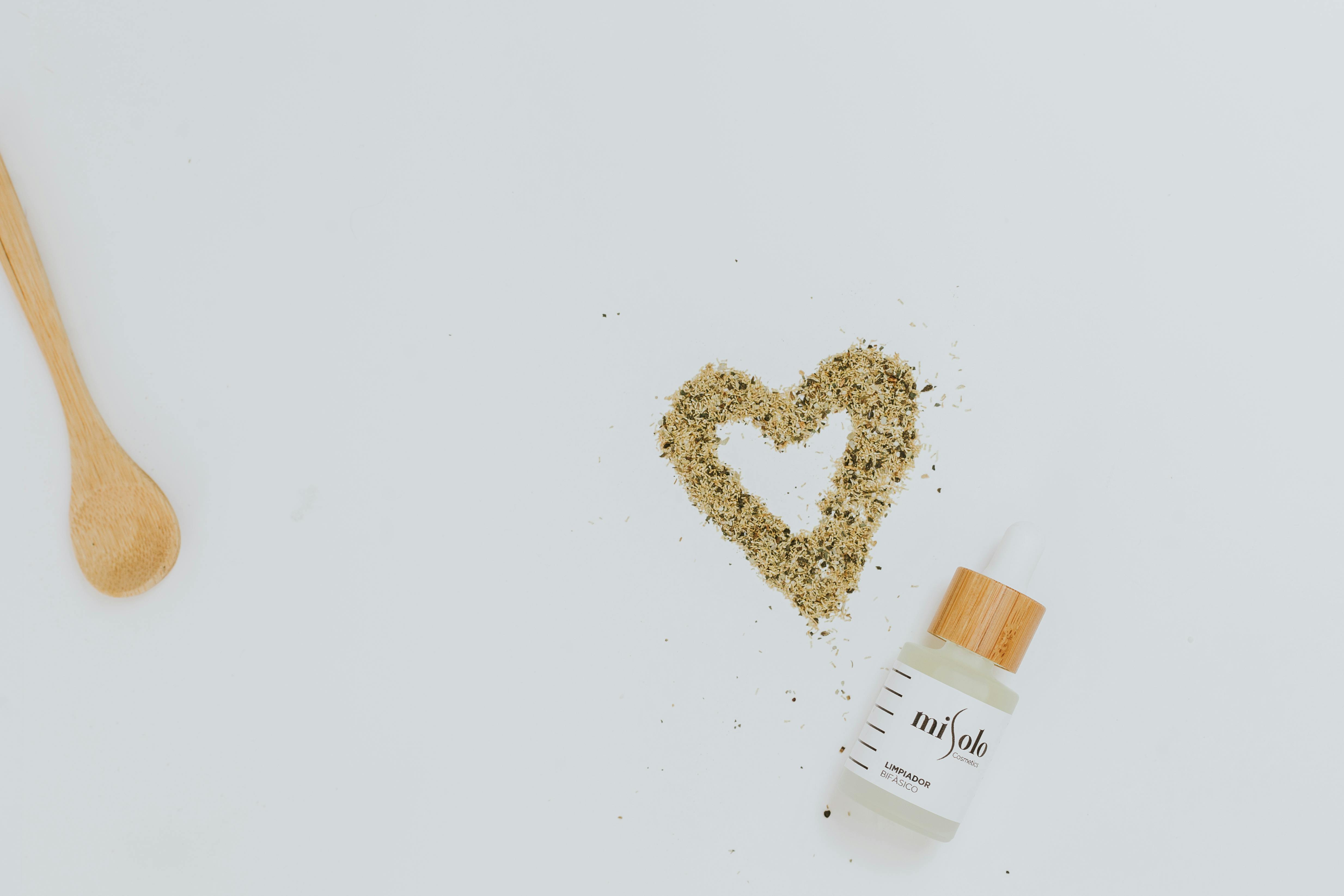 Why Prop. 65 is coming for food, cosmetics, dietary supplements and wellness products — Photo by Misolo Cosmetic on Pexels