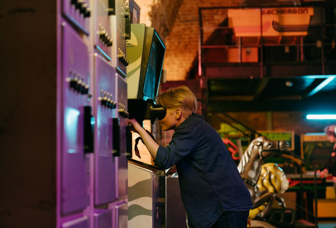 Online Casino: Spielautomaten und Live-Spiele im Überblick
