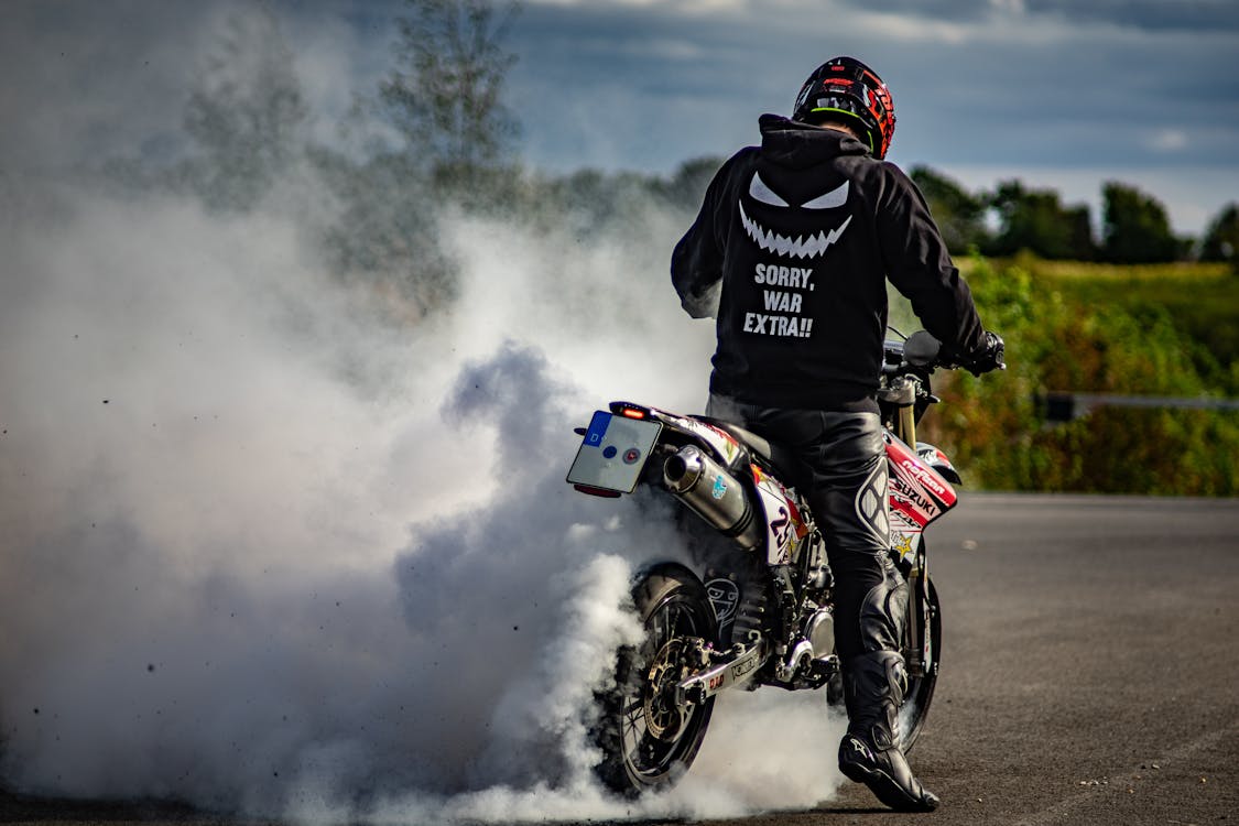 抽煙, 摩托車, 燃燒 的 免费素材图片