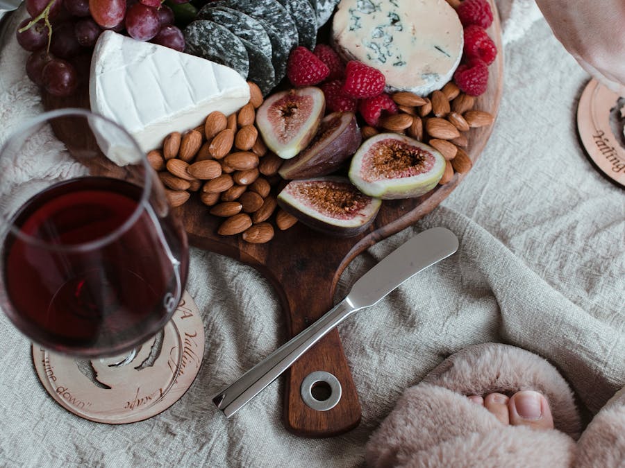 What deli cheese is keto friendly?