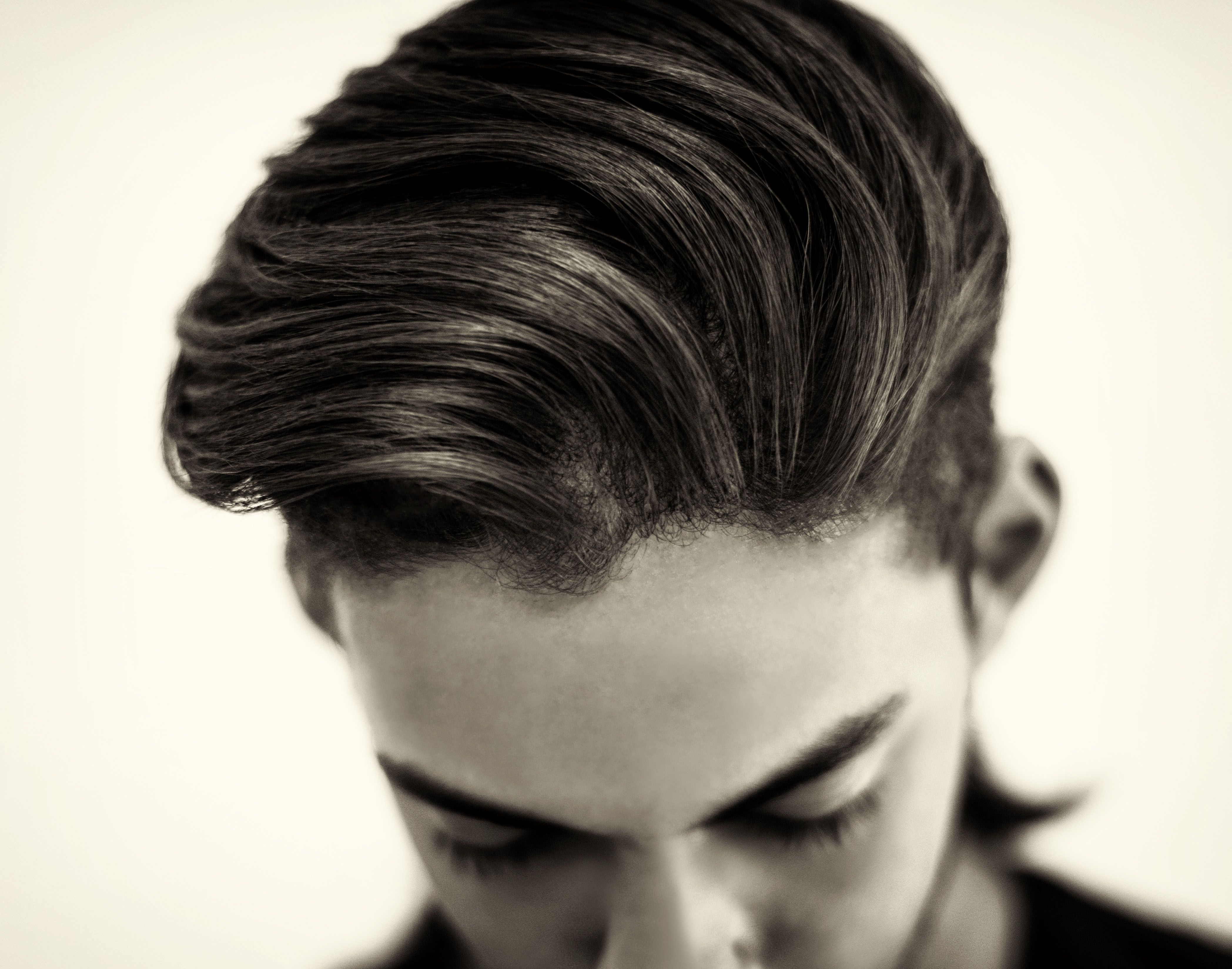 haircuts for men with straight hair