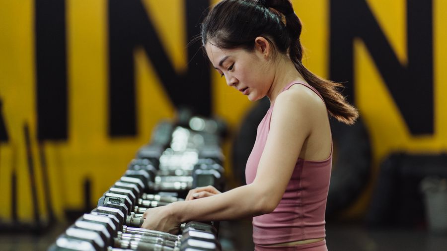How to Actually Start Your Weight Loss Plan and Keep It Going