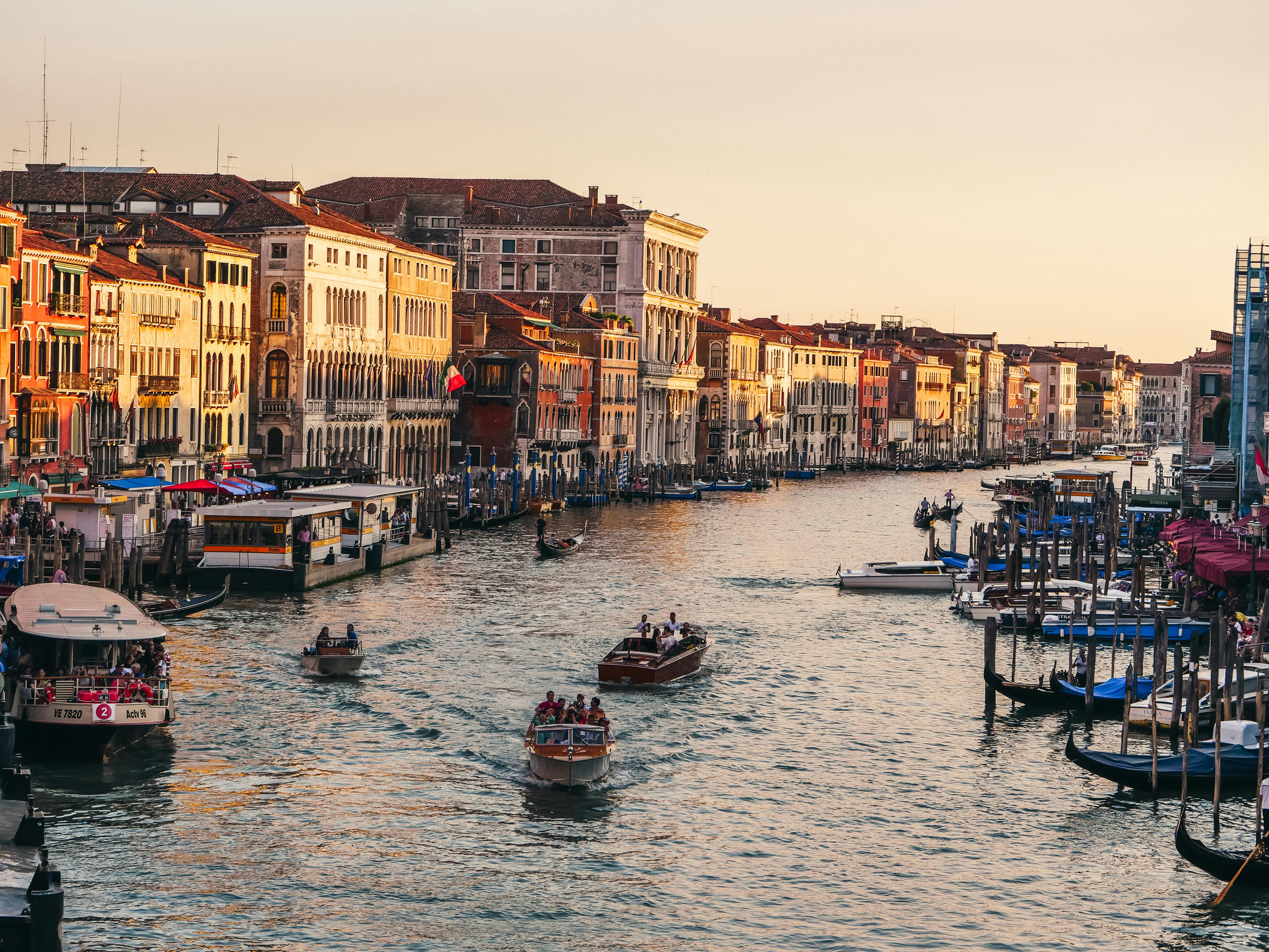 general travel cards — Photo by Jarod Barton on Pexels