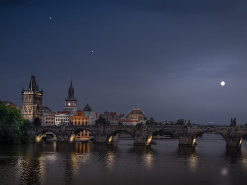 Kostenloses Stock Foto zu abend, alte gebäude, alte stadtbrücke