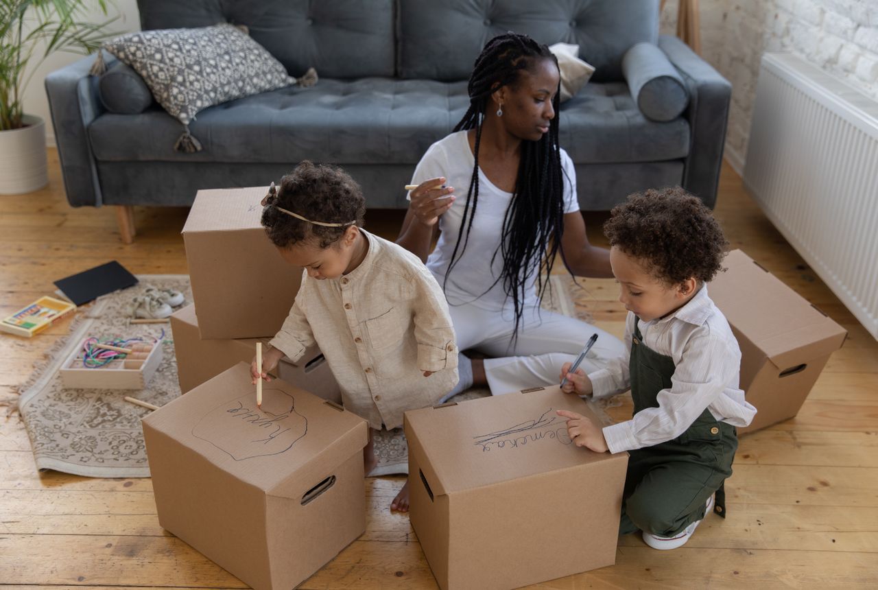 House removals Swiss Cottage — removals work in progress