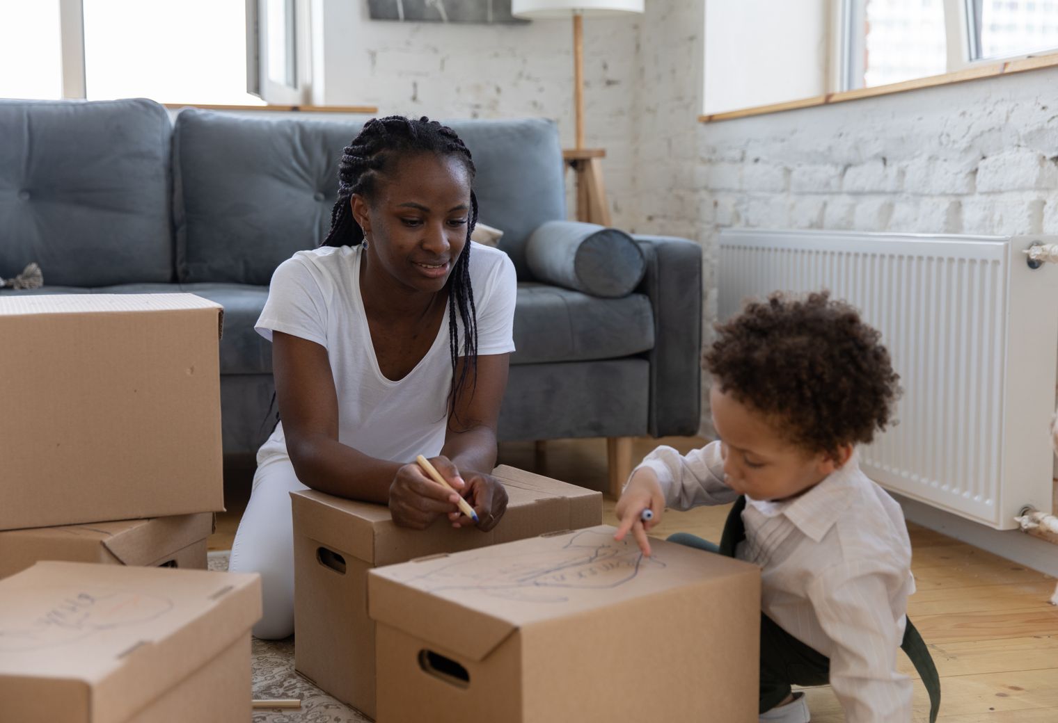 Friockheim — professional packers wrapping and boxing belongings