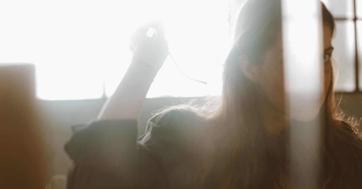Comment le trauma se cache dans vos relations quotidiennes