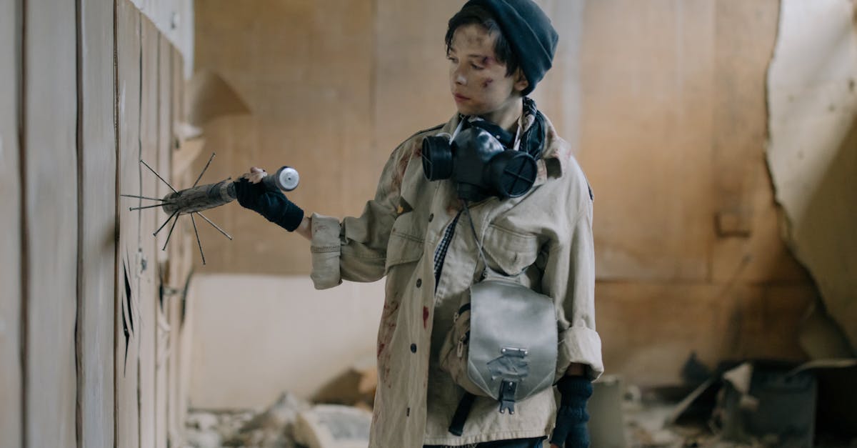 高雄國際商工校舍拆除驚傳軟腳崩塌 市府緊急勒令停工