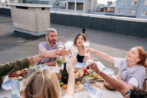 City Rooftop Brunches Return Under Clear Blue Skies