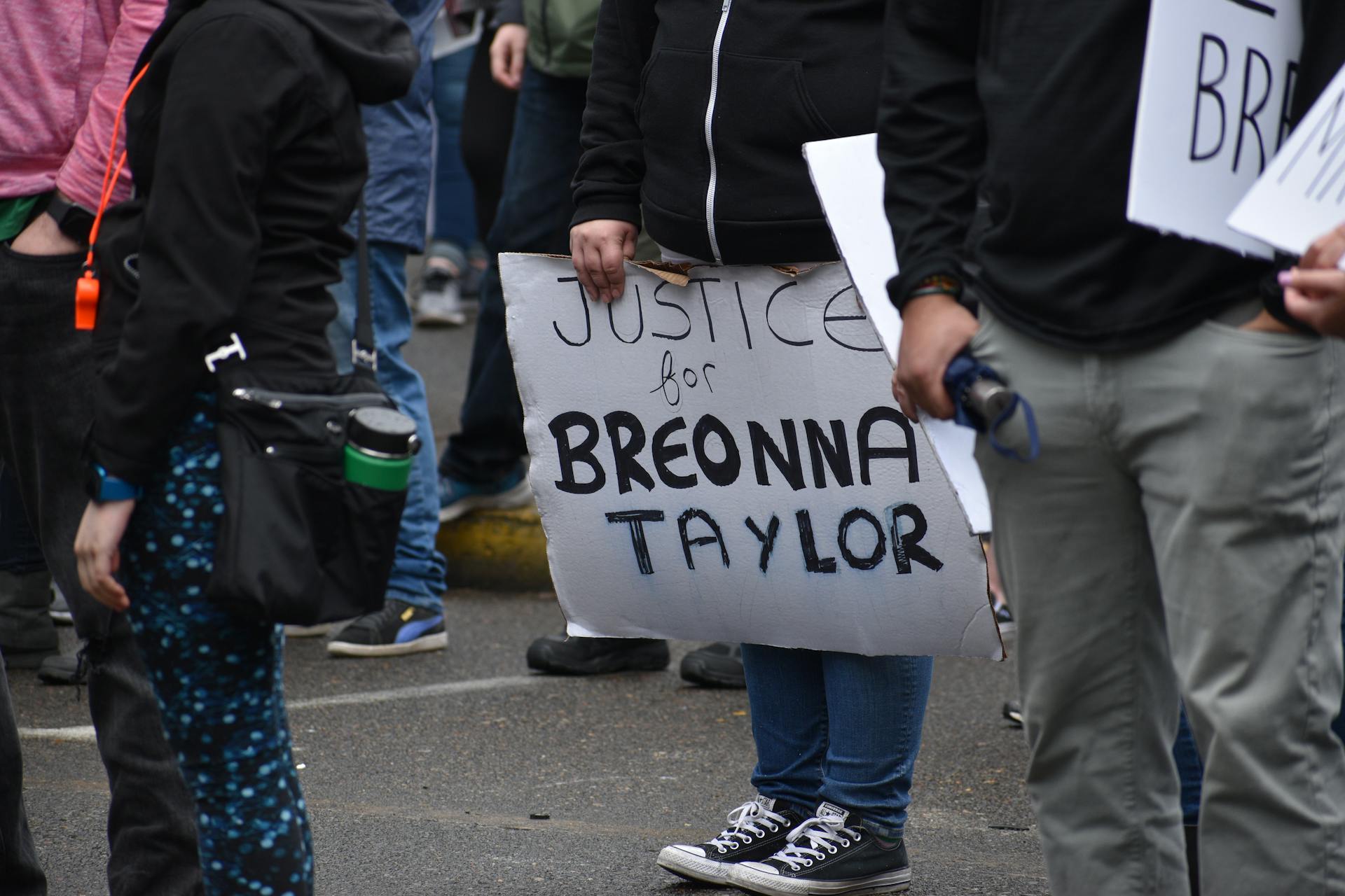 People Protesting Justice for Breonna Taylor