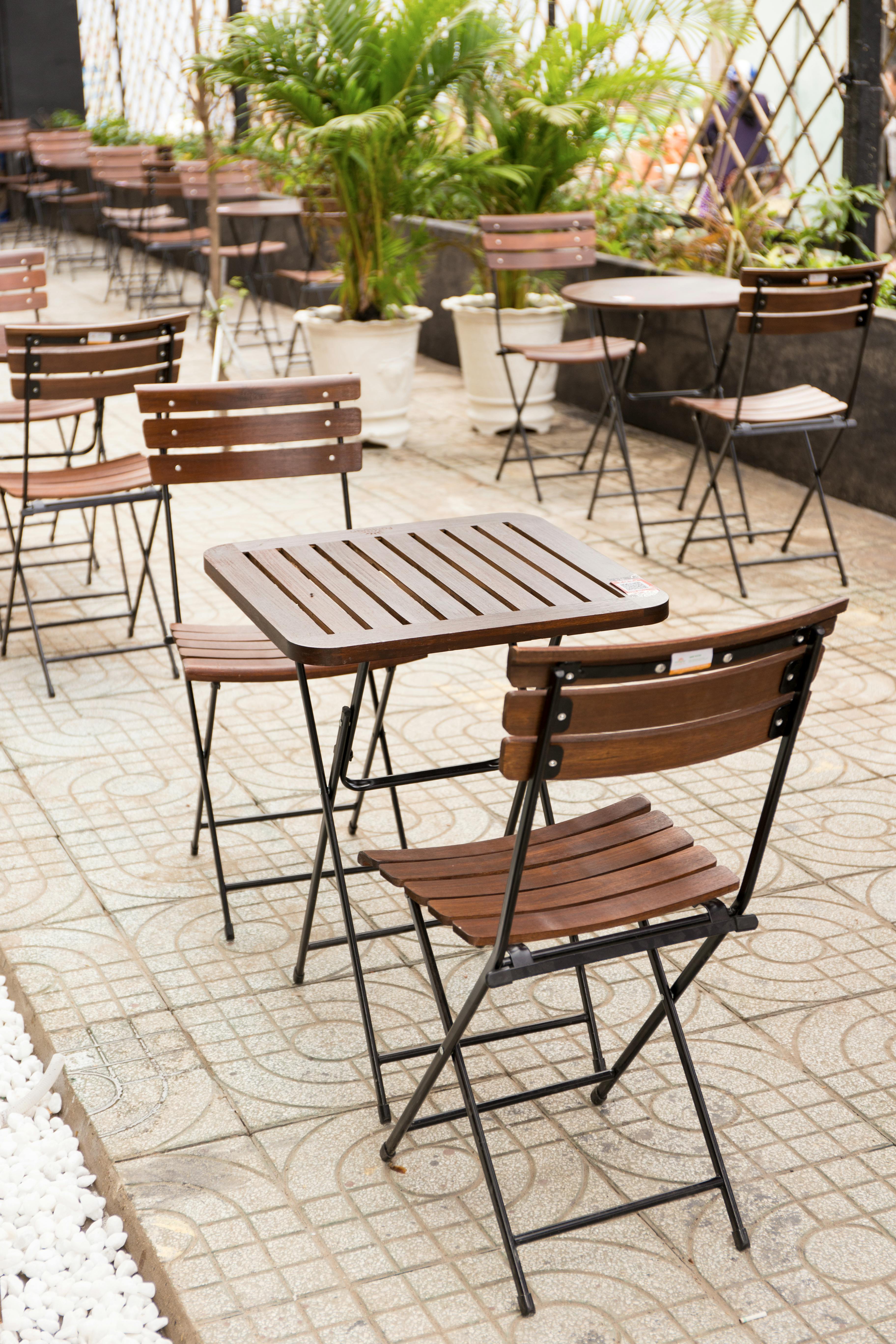 Fotobanka s bezplatnými fotkami na tému balík (kariet), bistro, drevený, exteriéry