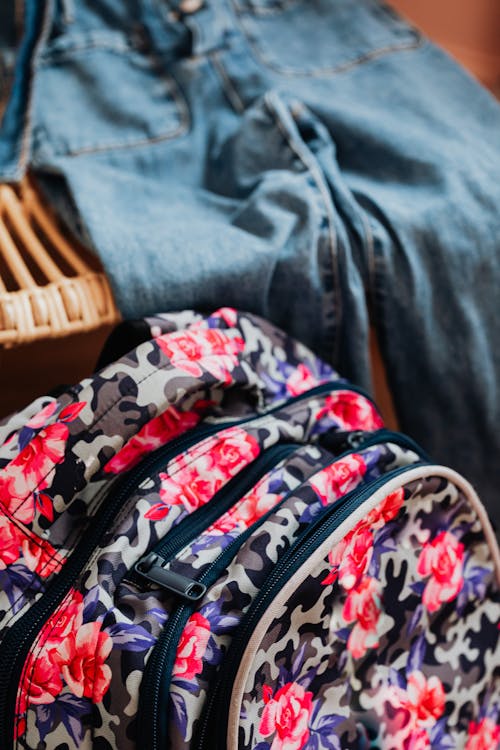 Free Close-Up Shot of a Floral Bag Stock Photo