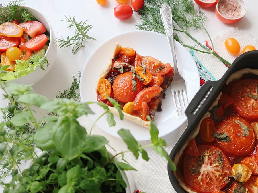 Are tomatoes inflammatory or anti inflammatory?
