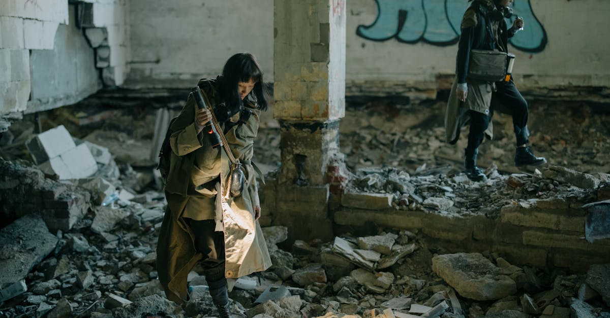 高雄國際商工校舍拆除驚傳軟腳崩塌 市府緊急勒令停工