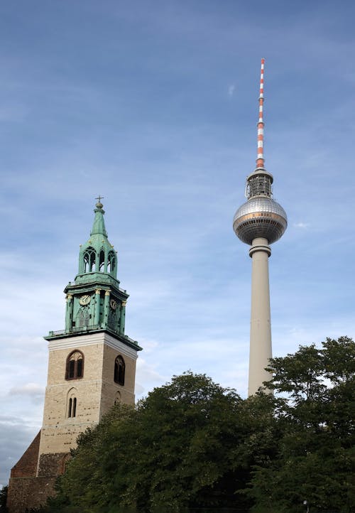 Berliner Fernsehturm and Tower Clock