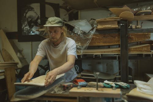 Fotos de stock gratuitas de artesanía, artesanía en madera, cuarto de trabajo