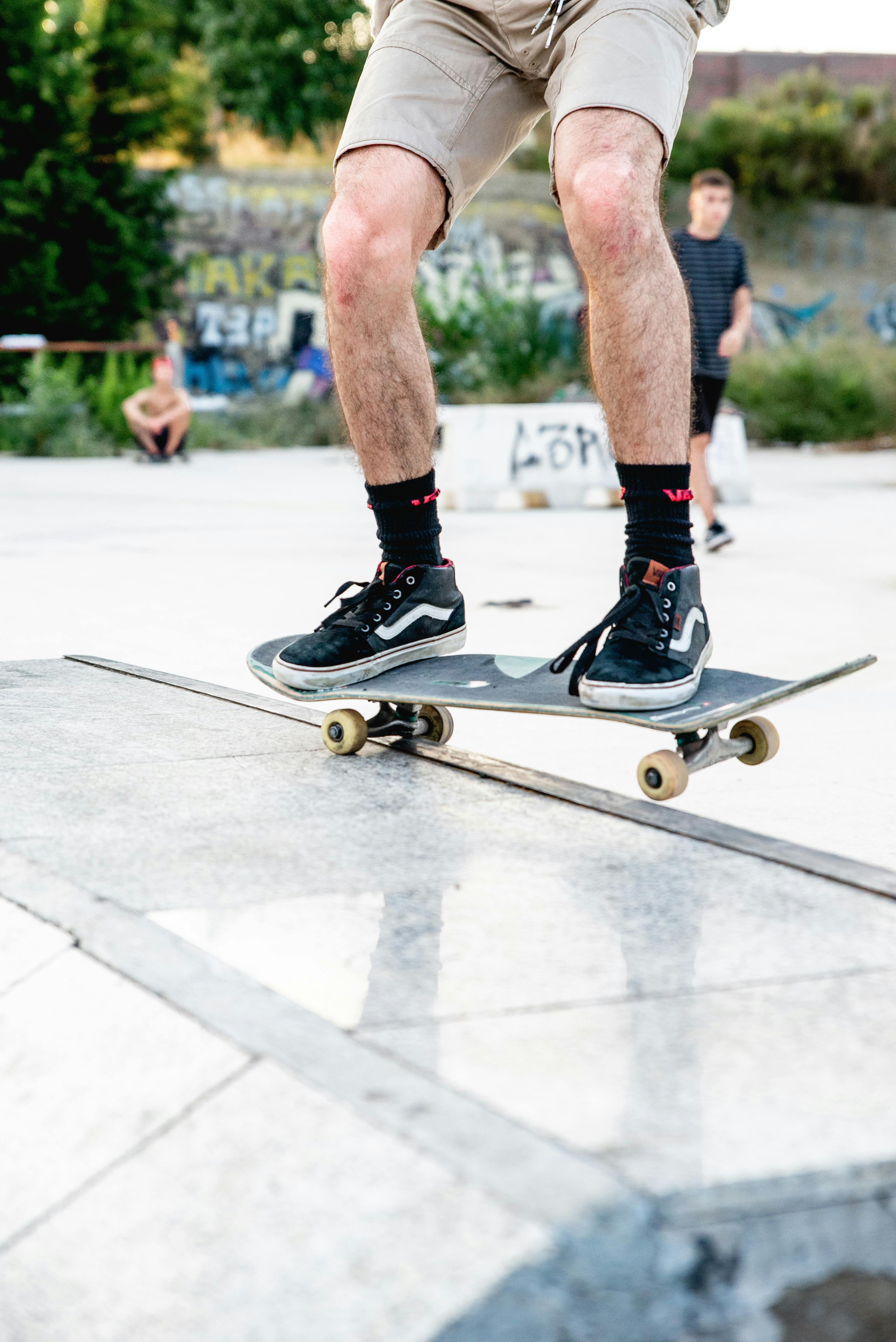 Cualquiera Puede Jugar Al Skateboard Foto de archivo - Imagen de