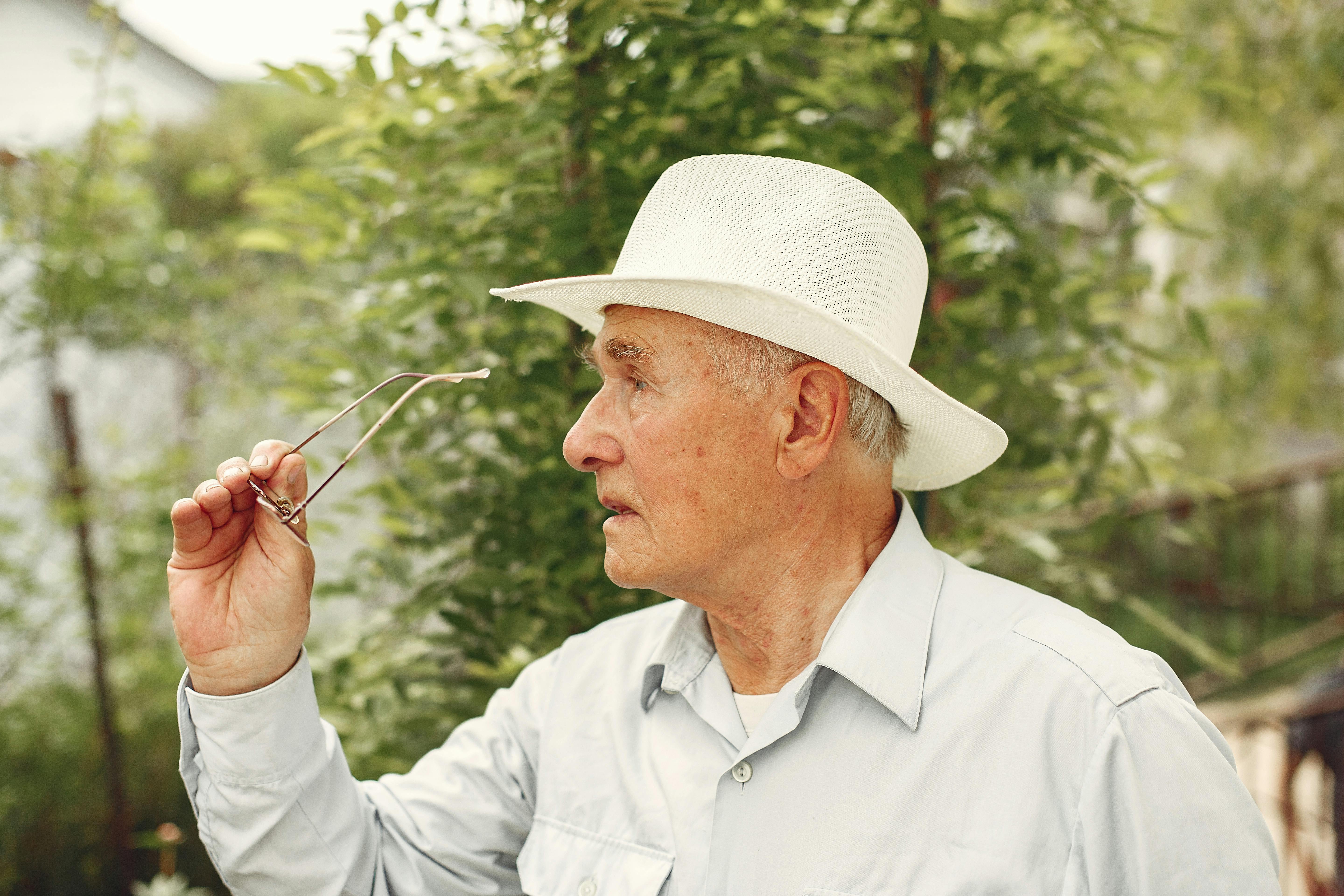 Men’s Health Month: Prostate Cancer Q&amp;A with Dr. Dahut — Photo by Gustavo Fring on Pexels