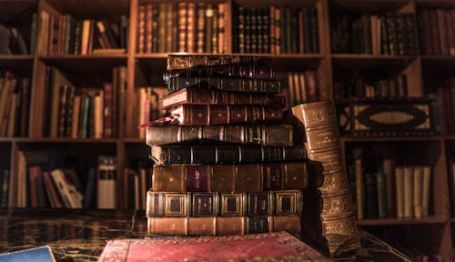 Gratis stockfoto met antiek, bibliotheek, boek