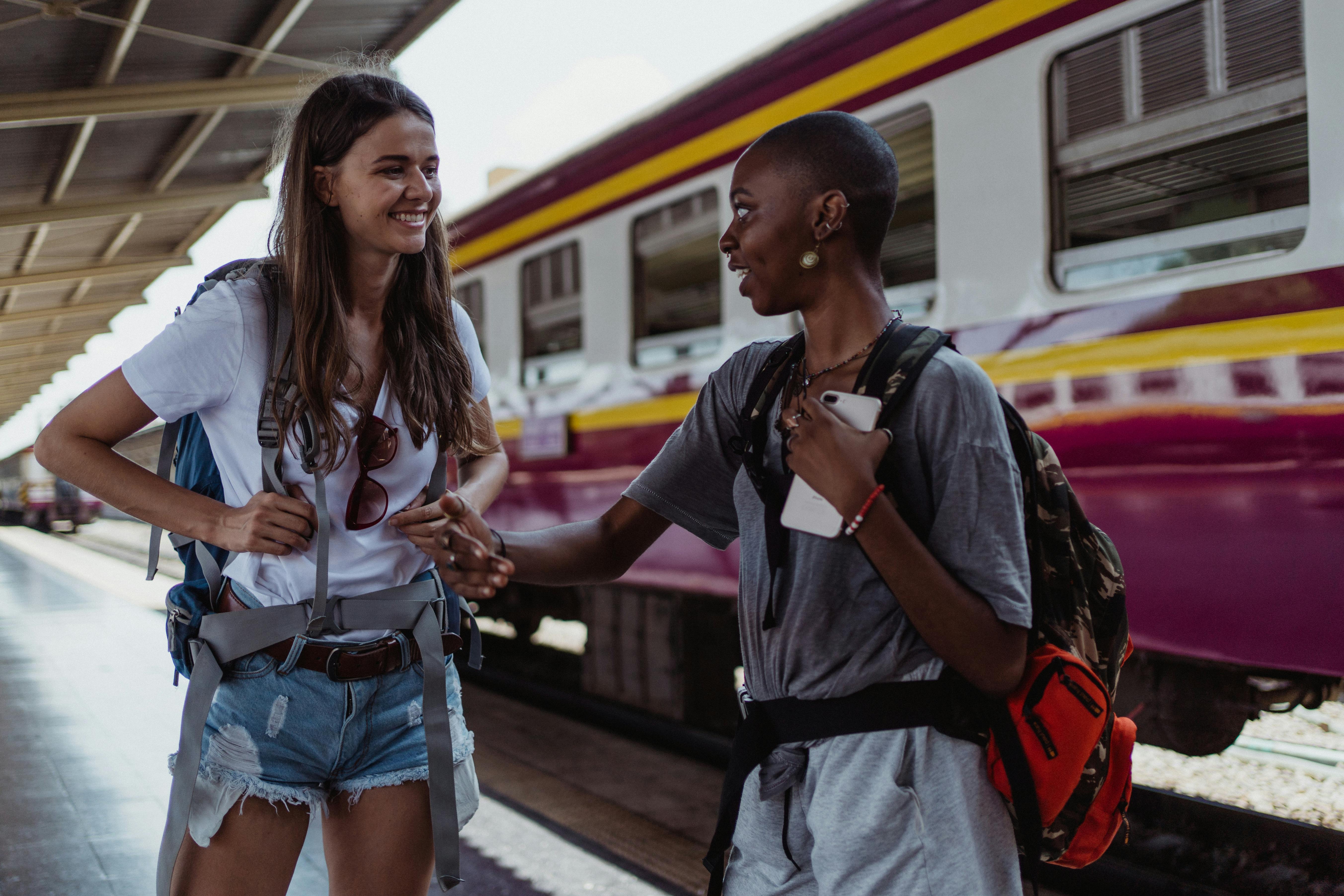 best general travel card — Photo by Ketut Subiyanto on Pexels