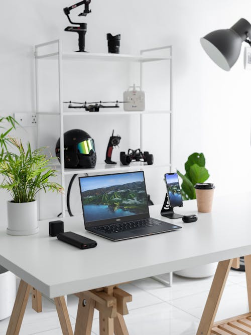 Gratis stockfoto met bureau, computer, eenvoud