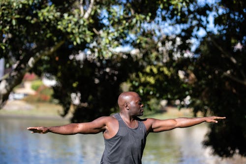 Gratis stockfoto met Afro-Amerikaanse man, fitness, gekleurde man
