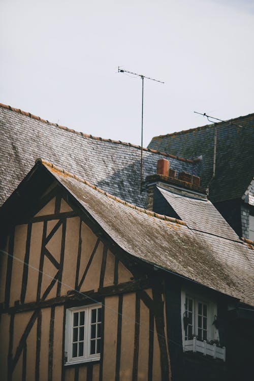 älteres Wohnhaus Außen Unter Hellem Himmel