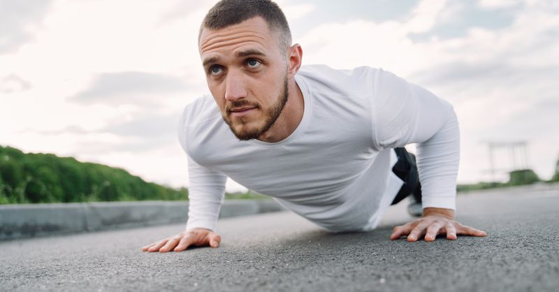 7 exercices ciblés pour éradiquer durablement vos douleurs dorsales
