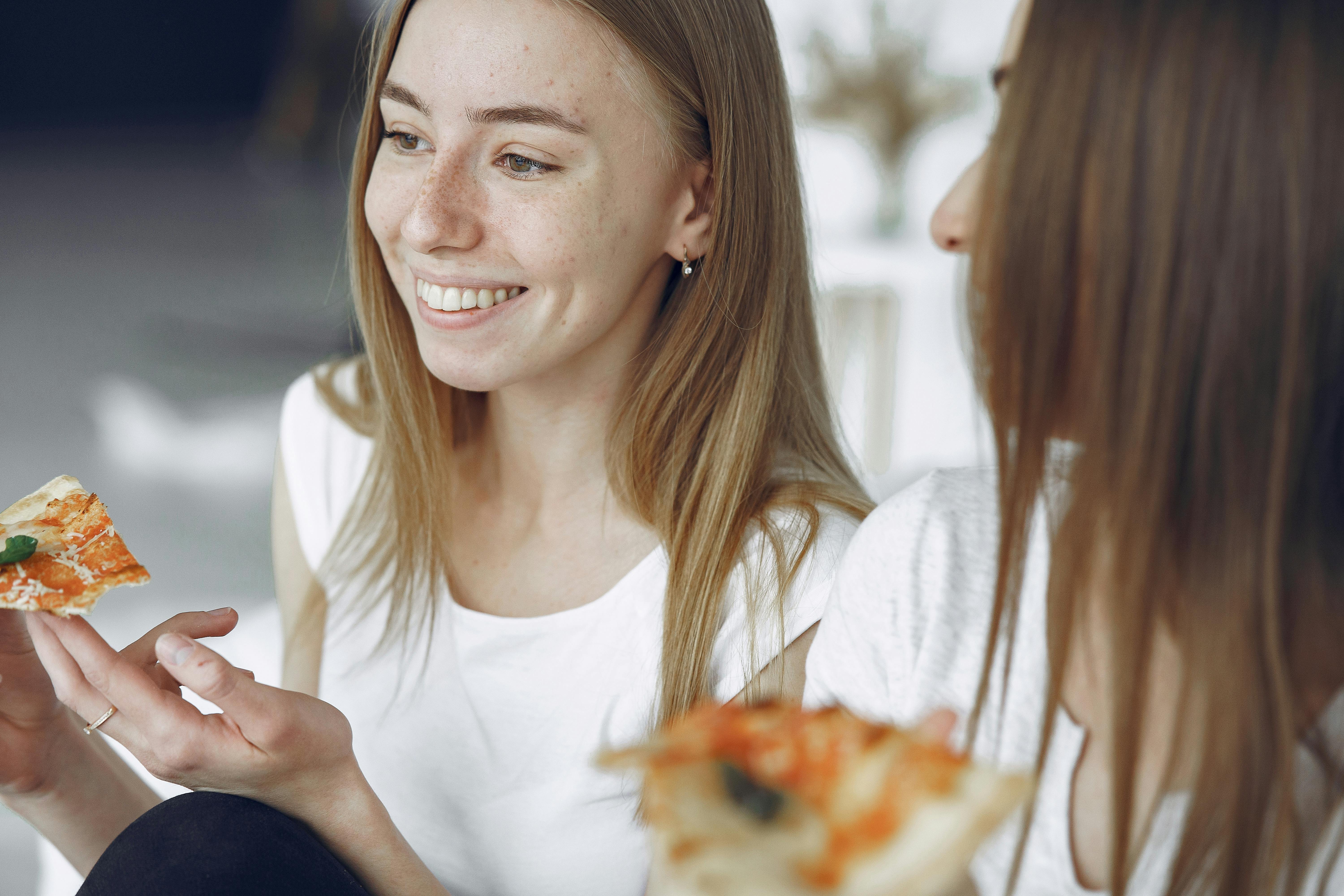 Women in space and meal planning for space travel — Photo by Gustavo Fring on Pexels