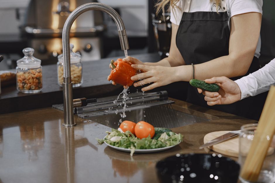 clean kitchen faucet