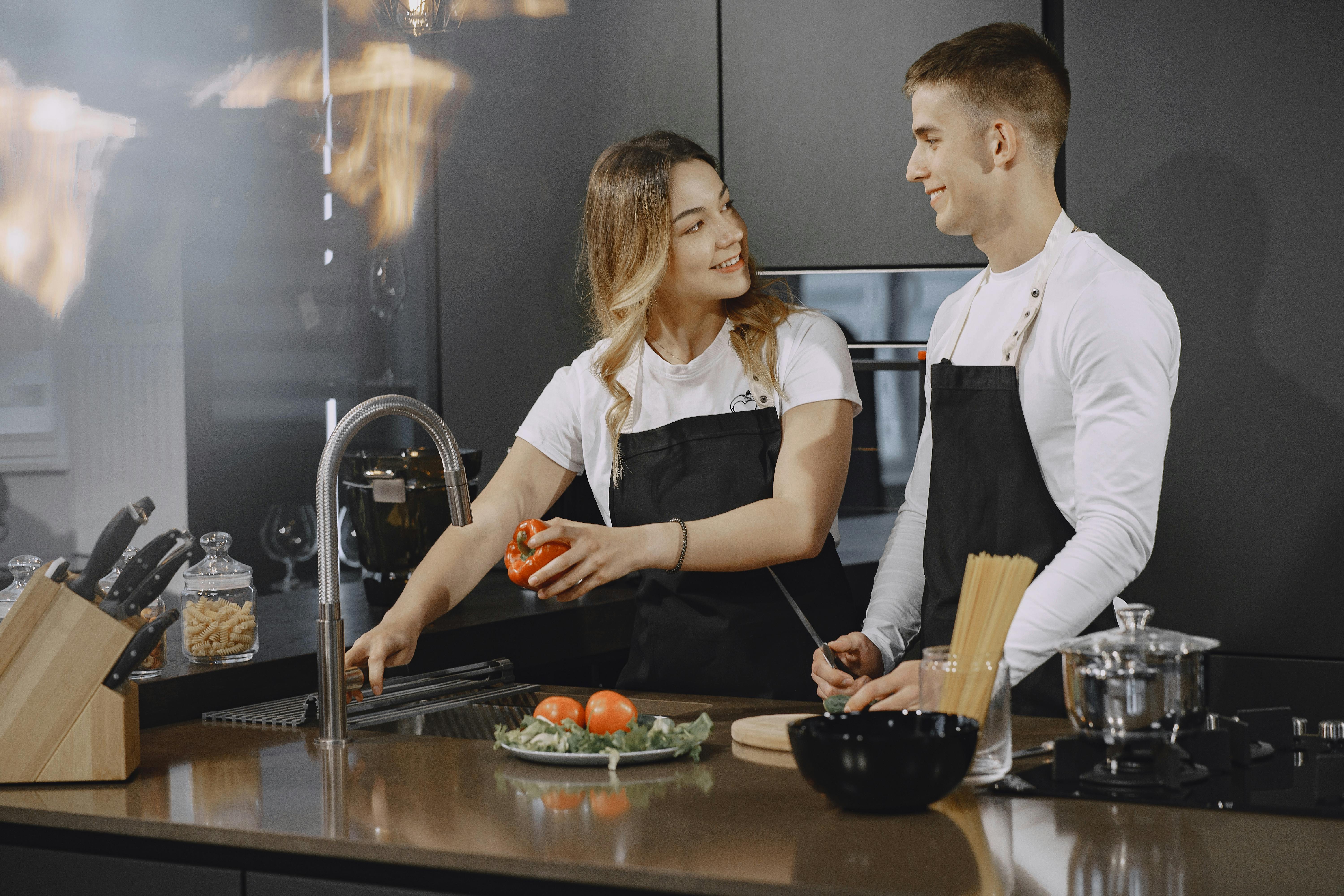 Blue Apron ranked #1 for home-cooked meal delivery services — Photo by Gustavo Fring on Pexels