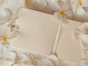 White Floral Print Wall Paper