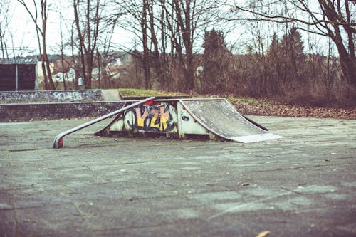 Základová fotografie zdarma na téma beton, prázdný, překážka