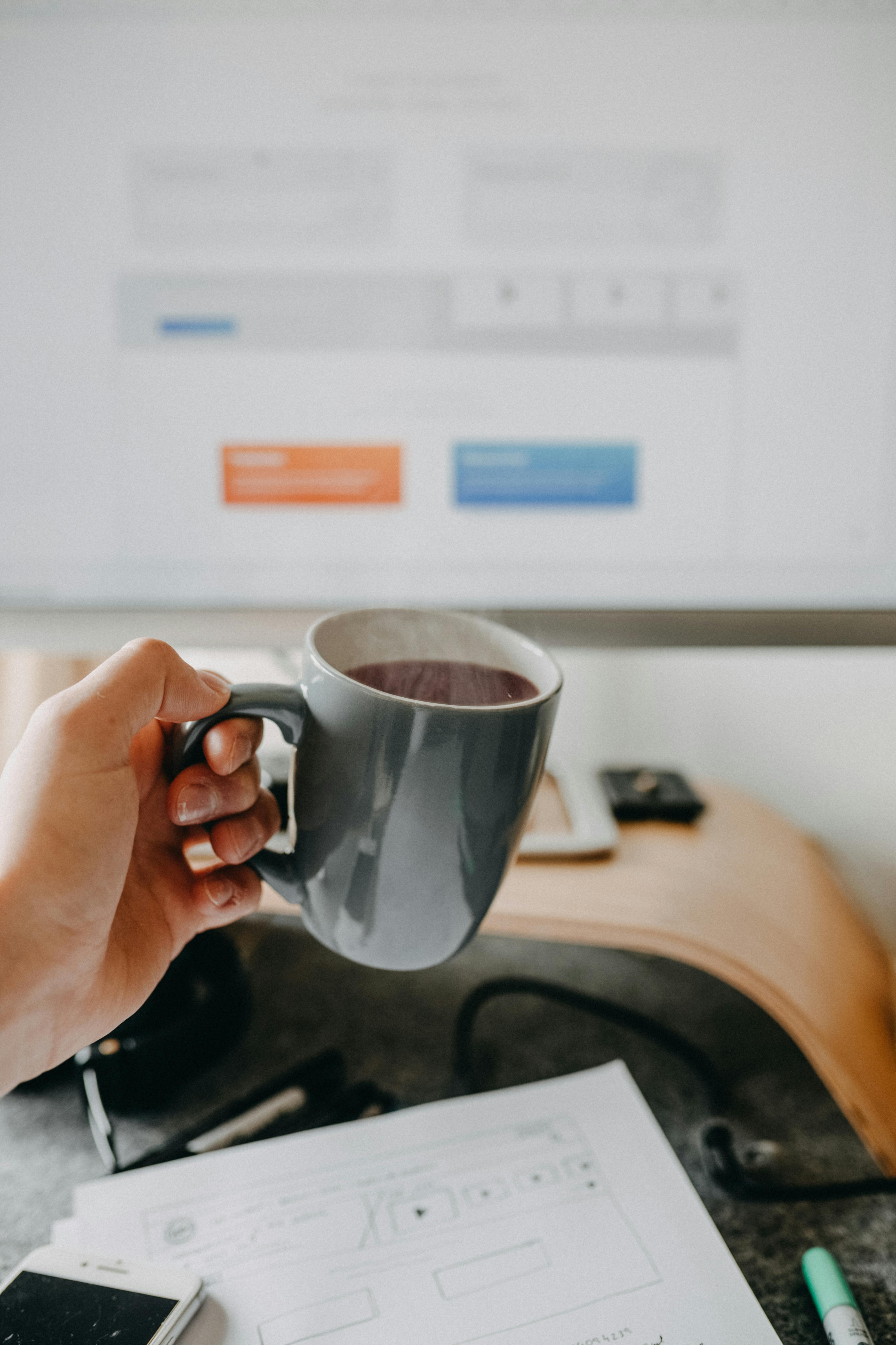 Gratis Immagine gratuita di ambiente di lavoro informale, ambiente interno, area di lavoro dell ufficio Foto a disposizione