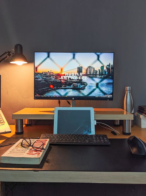 Free Computer Monitor in Creative Workspace Stock Photo