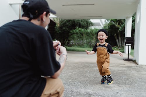 Foto stok gratis anak laki-laki, anak lelaki, ayah