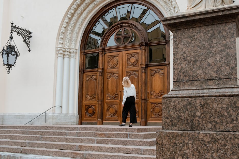 Entrance to 201 Caroline St, Houston - probate court houston texas Entrance to 201 Caroline St, Houston - probate court houston texas