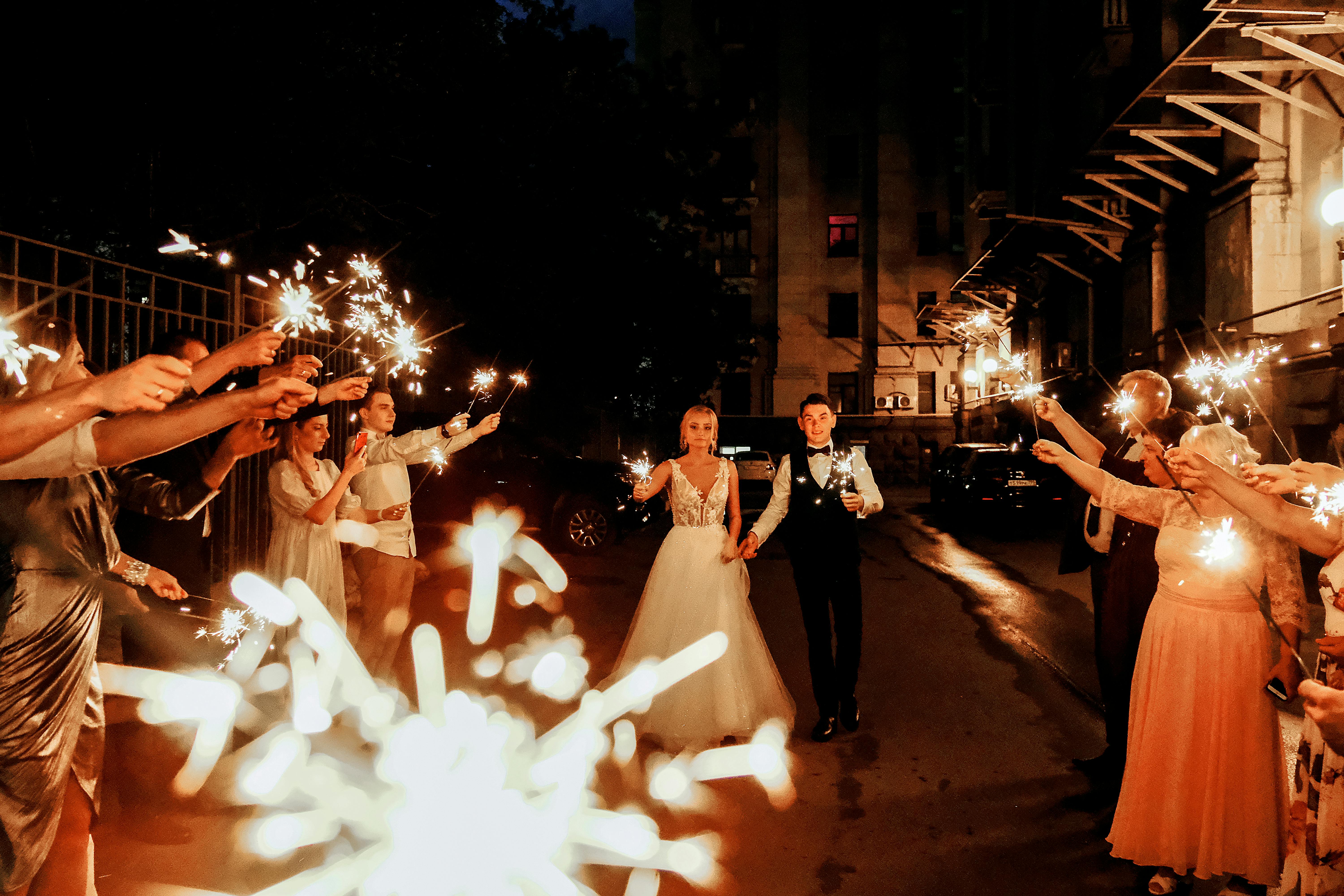 Downtown wedding event gives couples relaxed way to plan their big day — Photo by Анна Хазова on Pexels