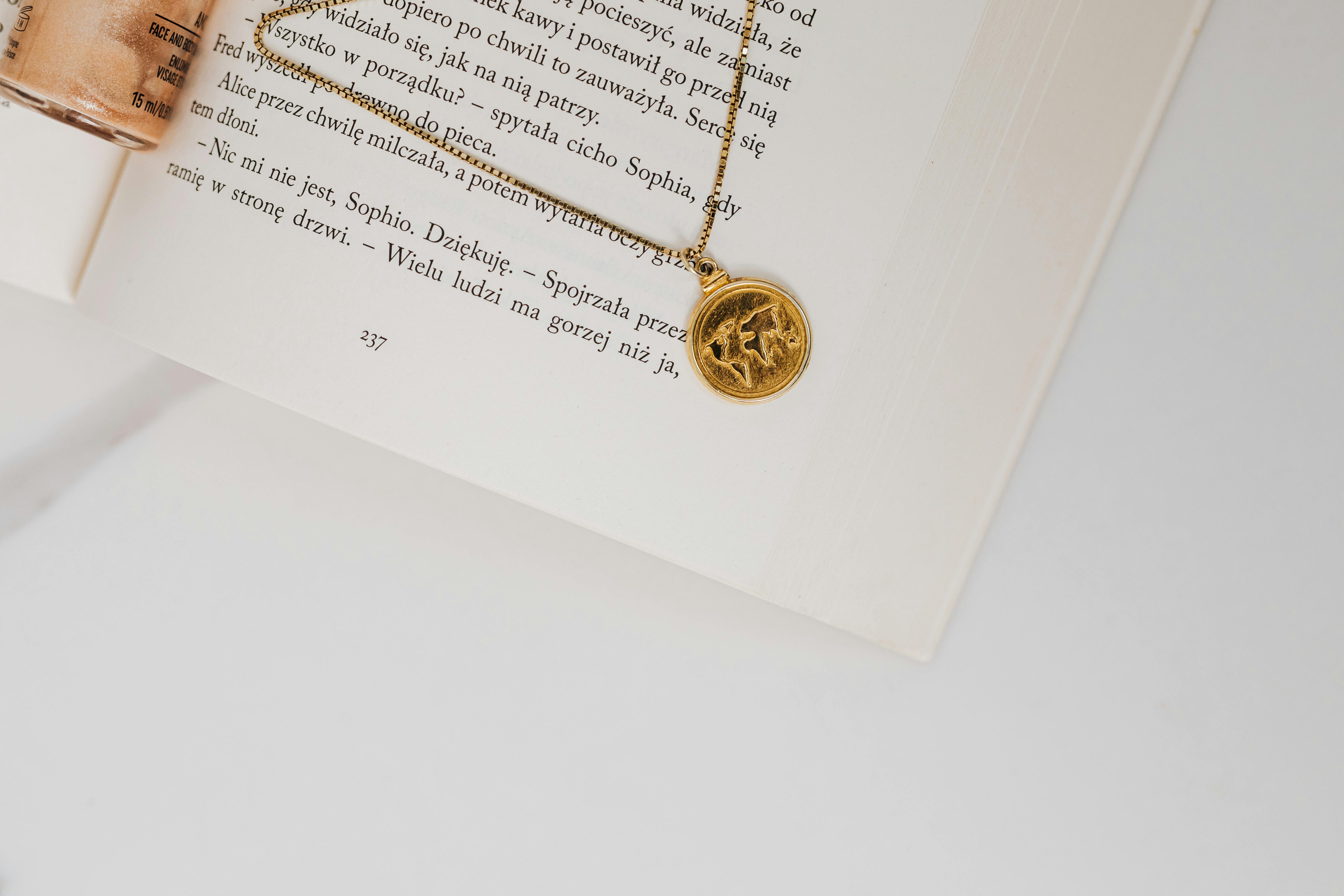 Coin Pendant Necklace