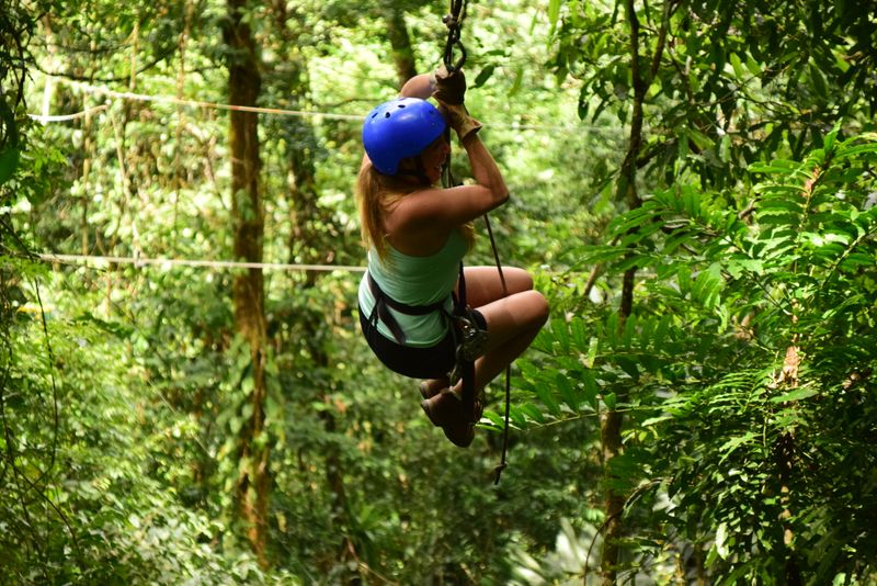 Roatán Zipline & Jungle Canopy Adventure