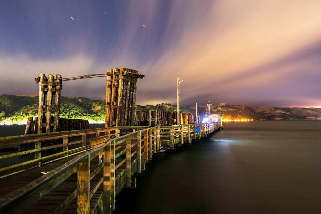 Kostenloses Stock Foto zu abend, beleuchtung, brücke